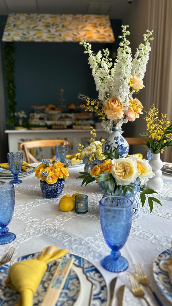 Tabletop Rental Versailles China Collection