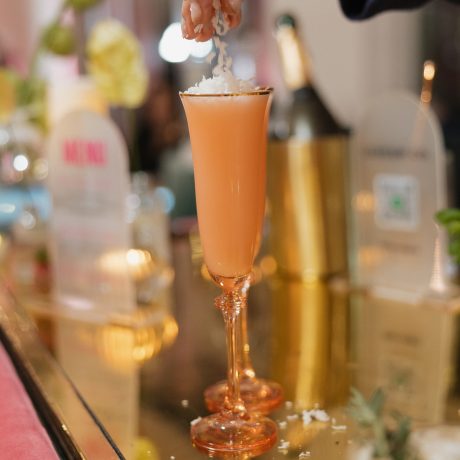Tabletop Rental Giselle Rose Gold Glassware