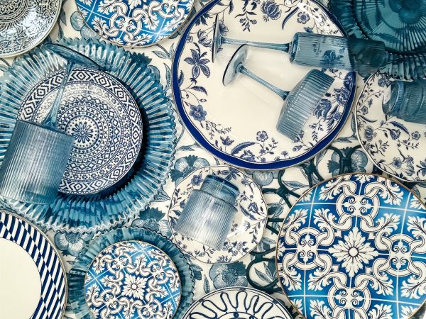 Tabletop Rental Naples to Miami