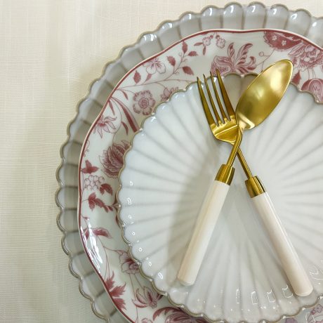 Perla Charger Plate, Vienna Rose, Crema Flatware, Tabletop Rental